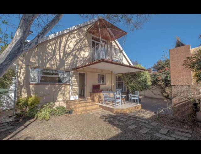 6 BEDROOM HOUSE FOR SALE IN KENSINGTON